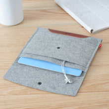 Laden Sie das Bild in den Galerie-Viewer, Stauraum für Zubehör