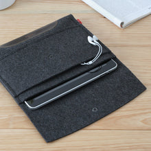 Laden Sie das Bild in den Galerie-Viewer, Stauraum für Zubehör