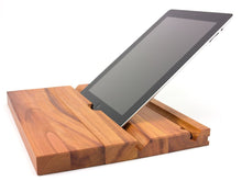 Laden Sie das Bild in den Galerie-Viewer, Nutzung ohne Tastatur auf ausgestreckten Beinen