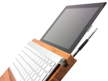 Laden Sie das Bild in den Galerie-Viewer, Nutzung mit Tastatur auf angewinkelten Beinen